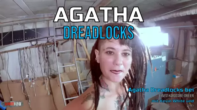 Agatha Dreadlocks bei einem Hardcor...