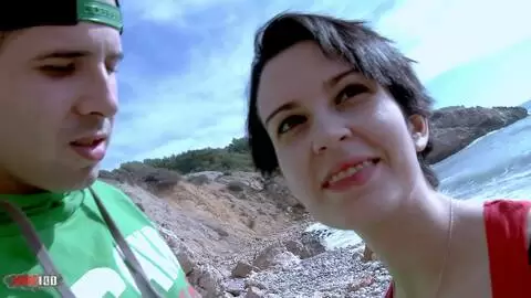 Behaarte Muschi und Analsex am Strand mit der französischen Brünetten Alex Jsex photo 02