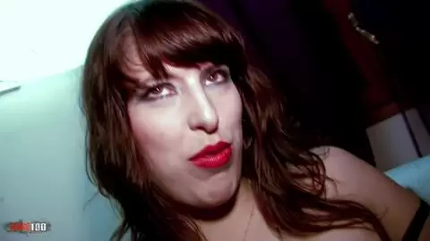 Brutaler und wilder Analfick mit der Französin Allya auf der Couch photo 01