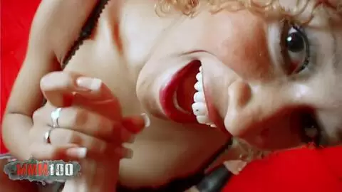 Wild Anal Fuck mit dem erhabenen 18-jährigen marokkanischen Mädchen Alycia Lopez photo 01