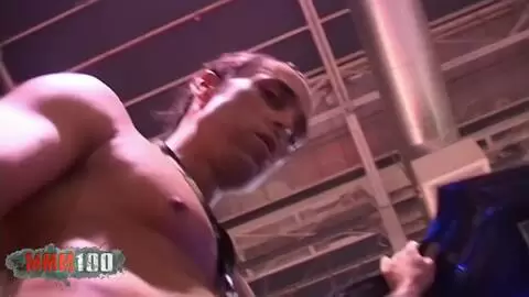 Die französische Schauspielerin mit den großen Titten Ana Martin wird beim Festival in Barcelona öffentlich gefickt photo 02