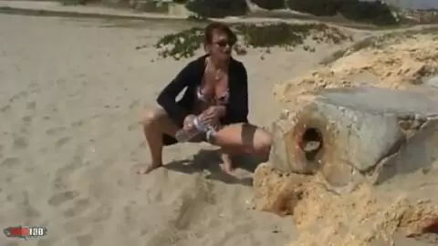 Blonde geting naked  photo 15