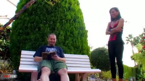 Outdoor-Dreier mit Angelica Castro und Bettina Kox photo 01