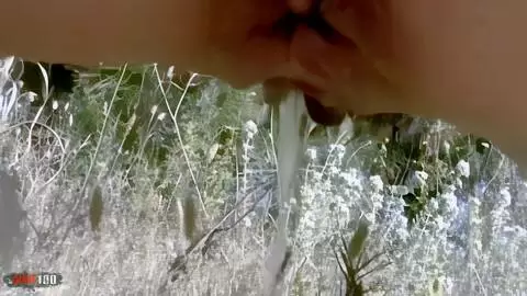 Anna pinkelt im Wald photo 11