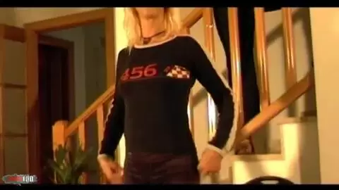 Horny milf blonde Azucena doing a strip  photo 13