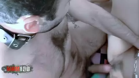 Bamboo in einer SM-Dominanzszene photo 15