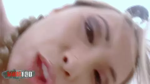 Junge asiatische Schauspielerin wird hart gefickt photo 09