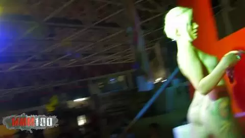 Heiße Show mit Milky und Penelope Tiger auf der FICEBMesse 2010 (Teil 02) photo 11