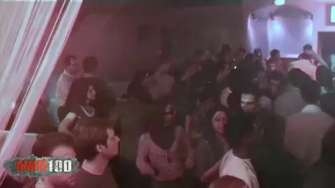 Verrückte Party in einem Nachtclub in Besançon nach der Erotikmesse photo 06