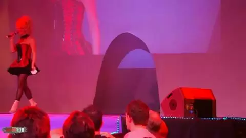  Amelie Jolie and Shannya Tweeks at Besancon 2009 photo 01