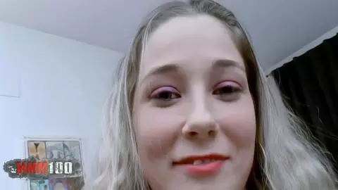 Schöne Blondine wird gut gefickt und Arsch gefickt photo 02