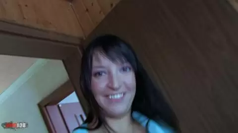 Bigtits belgische Milf Carla Sainclair wird von Myke Glory hart in beide Löcher gefickt photo 02