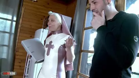 Charlie sucht Geld für ihre Gemeinde und wird von Kevin White hart gefickt photo 01