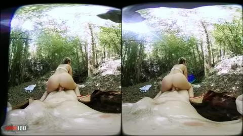 3D-Virtual-Reality-Fick im Freien mit der französischen Milf Charlie photo 08