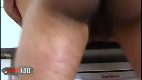 Eine gro&szlig;artige junge spanische Br&uuml;nette fickt zum ersten Mal vor der Kamera mit ihrem Freund photo 14