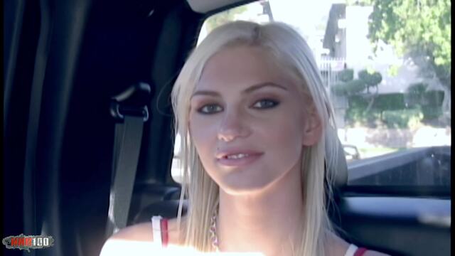 Christine Alexis Photo 3