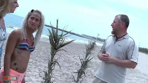 Post oder Essen? und für Louise von vorne oder von hinten? photo 01