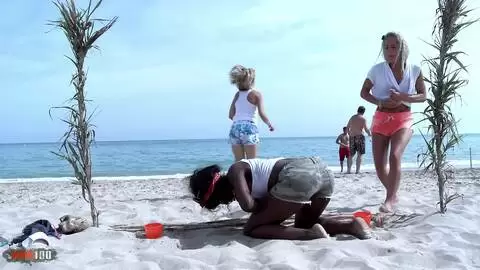 Letzter Tipp des Abenteuers und Tania Kiss wird auf den Felsen hart gefickt photo 02