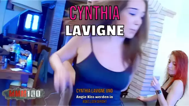 Cynthia Lavigne und Angie Kiss werden in jedes Loch gefickt