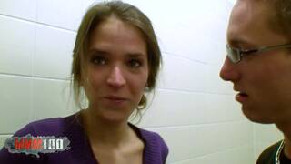 Teen chick sex jagd in der tsc