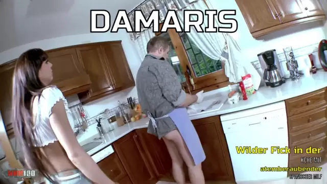 Wilder Fick in der Küche mit atemberaubender spanischer MILF Damaris