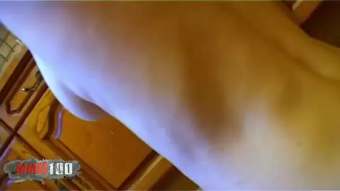 Djamy, arabische MILF spielt mit einer Karotte in der Küche - remastered photo 07