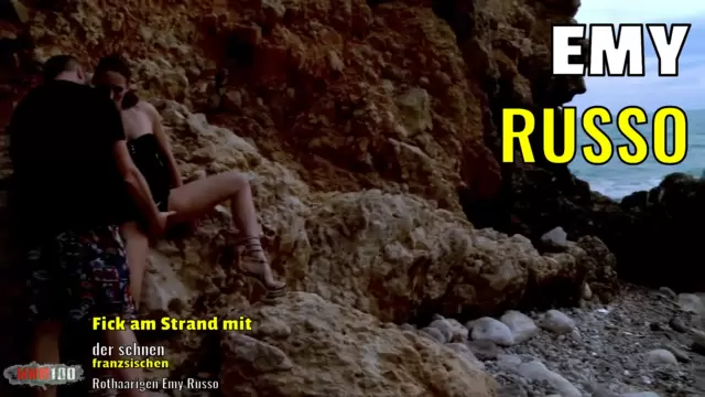 Fick am Strand mit der schönen französischen Rothaarigen Emy Russo