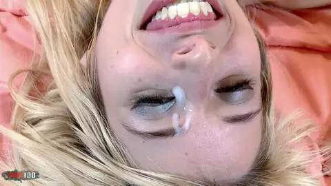 Junge und dünne spanische Blondine fickt mit Kevin White und kommt viel photo 16