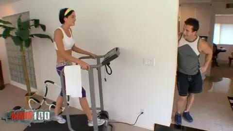 Sport und hartes Ficken für die schöne Brünette Eva Sinn photo 01