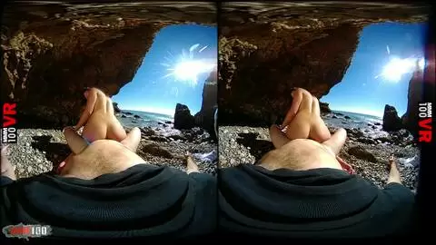 Fick ihre nasse Fotze am Strand photo 12