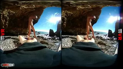 Fick ihre nasse Fotze am Strand photo 16