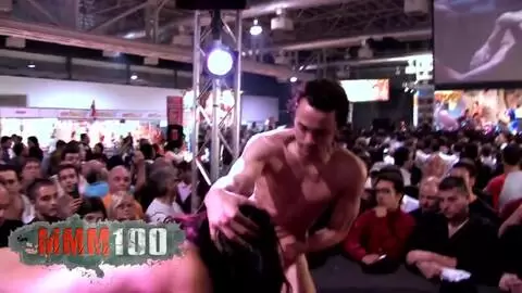 Paar ficken in der Öffentlichkeit bei Ficeb 2007 photo 10