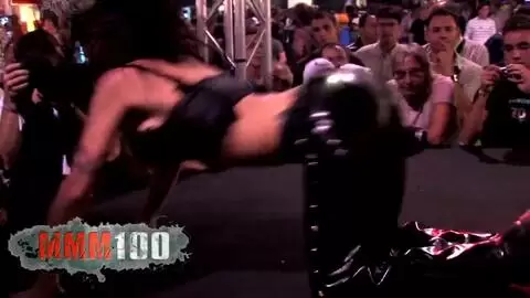 Zweites Video von Nina Roberts 'Show auf der Ficeb 2007 photo 11