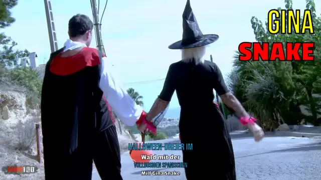 Halloween-Dreier im Wald mit der vollbusigen spanischen Milf Gina Snake