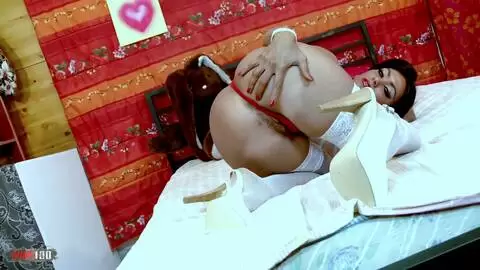 Arab touching herself  photo 04