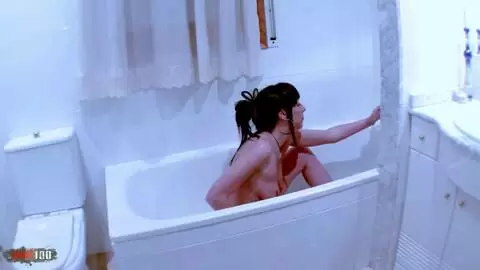 Reife spanische Brünette spielt mit Dildo und fickt hart photo 01