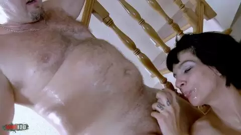 Wilder Fick und intensiver Squirt für die Rückkehr der spanischen Schönheit Jessica Blue photo 16