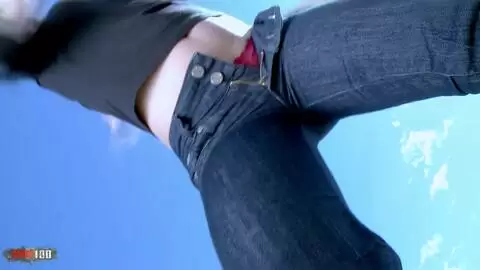 Jessica Hot die heiße arabische sexy MILF photo 4