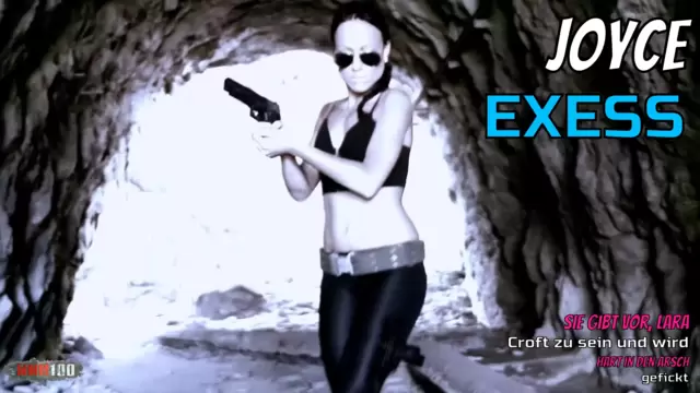 Sie gibt vor, Lara Croft zu sein un...