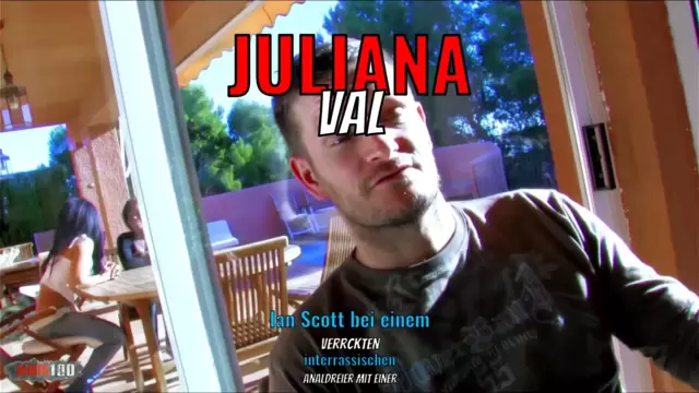 Ian Scott bei einem verrückten interrassischen Analdreier mit einer Latina-Milf und einer jungen Ebony