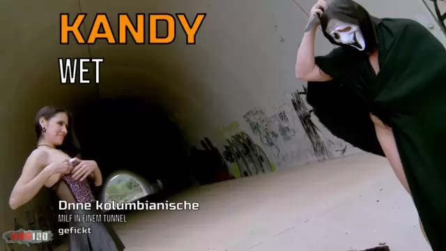 Dünne kolumbianische MILF in einem Tunnel gefickt