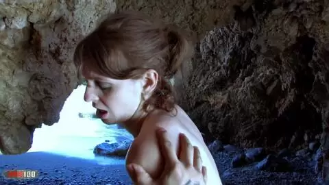 SEHR sexuelles Sporttraining für diese hübsche kleine Rothaarige photo 11