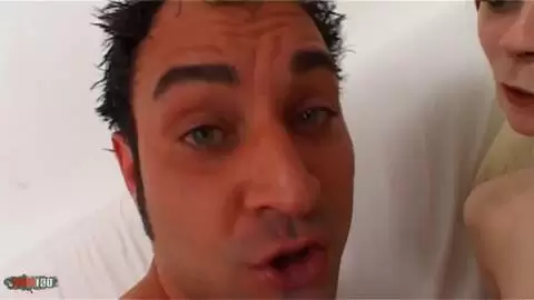 Der französische Amateur Leeloo wird von Jorge gefickt photo 03