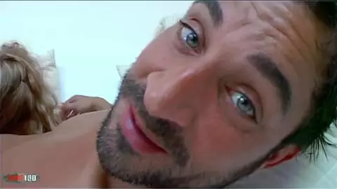 Französisches Babe Lena Harrys fickt mit Jorge photo 03