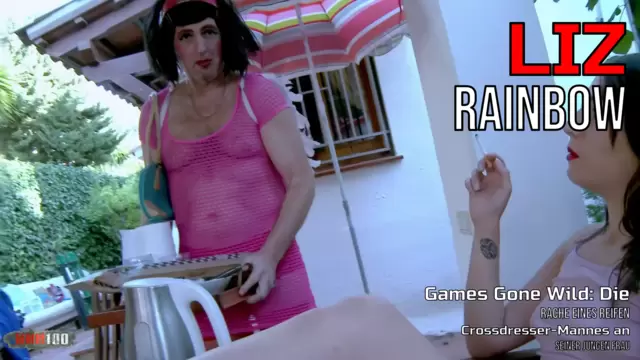 Games Gone Wild: Die Rache eines reifen Crossdresser-Mannes an seiner jungen Frau