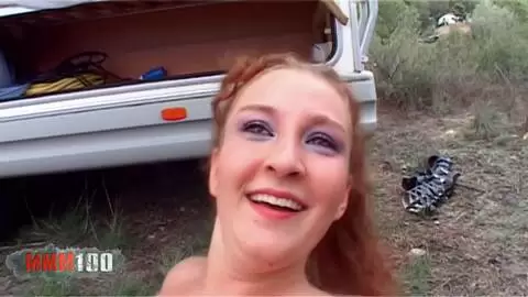 Hübsche zierliche Rothaarige Lola Bella wird vor dem Wohnmobil von Jorge in den Arsch gefickt photo 10