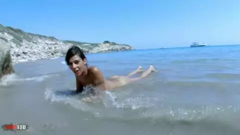 Pornstar Lou Charmelle getting naked  photo 13