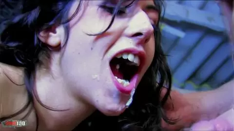 Der französische Pornostar Lou Charmelle wird von Leo Galvez hart in ihren fantastischen Arsch gefickt photo 16