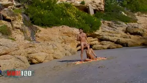 Phil Hollyday bereitet sich auf den Cumshot vor photo 15