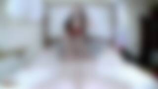 Megan schÃ¼ttelt ihren arsch...